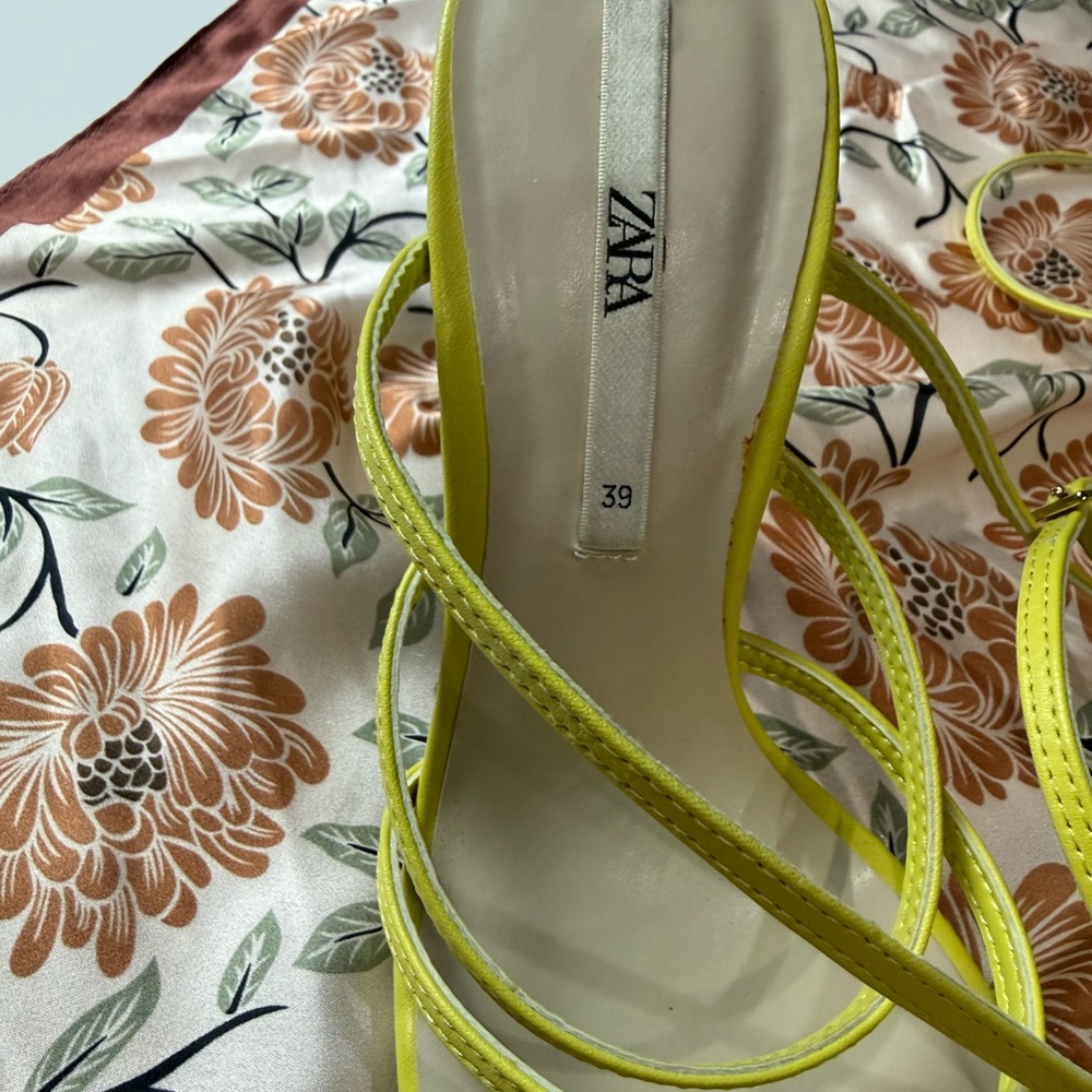 Zara Neon Yellow Strappy Square-Toe Heels - Picture 7 of 7
